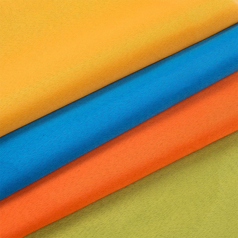 TMIE-08-5-1 115 ซม. น้ำหนักเบากว้าง 65GSM สีที่กำหนดเองและมากกว่า 100 + สีย้อมซับผ้า Poplin โพลีเอสเตอร์